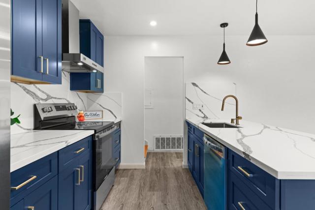 Image 3 of 16 For 325 Alpine Court