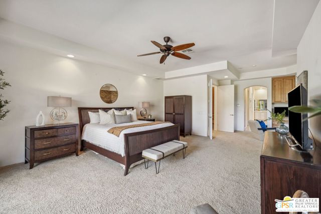 2 Varsity Circle, Rancho Mirage CA: https://media.crmls.org/mediaz/ea805d44-e78c-4042-b2ea-86a922399c8e.jpg