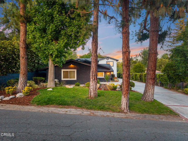 Image 2 of 76 For 4754 Palm Drive