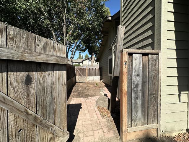 92 Frontier Trail Drive, San Jose CA: https://media.crmls.org/mediaz/ea83be27-8321-45a5-9ef4-f0e36f7f3467.jpg