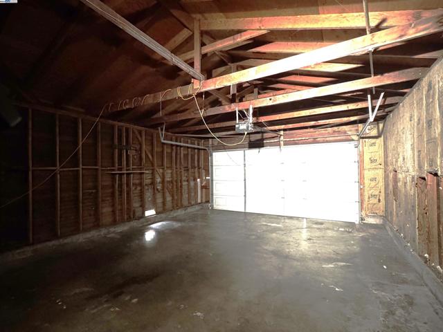 3338 Zamora Way, Stockton CA: https://media.crmls.org/mediaz/ea851f2b-e3cf-421a-a6b8-ac20a2397e6f.jpg