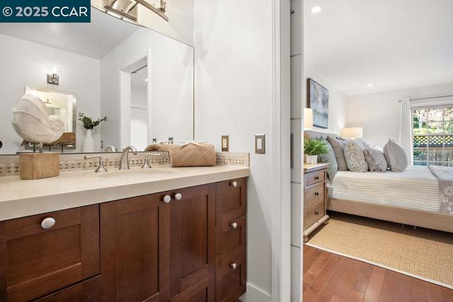 1716 Saint Andrews Drive, Moraga CA: https://media.crmls.org/mediaz/ea865185-2450-40ec-a1e3-29adfc7aba69.jpg