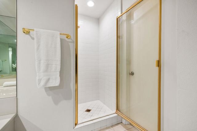 10605 Wimbledon Drive, Rancho Mirage CA: https://media.crmls.org/mediaz/ea869107-6c63-48e3-ad05-818c92df3050.jpg