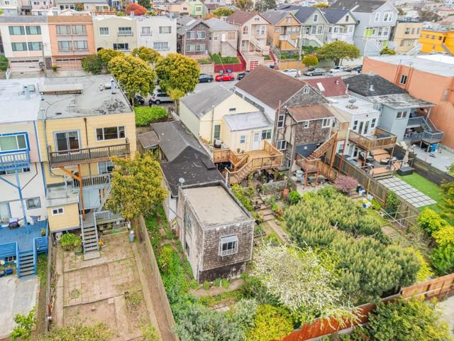 658 Lisbon Street, San Francisco CA: https://media.crmls.org/mediaz/ea86e7cc-5daf-4365-9d4a-b08ef5a06d3b.jpg
