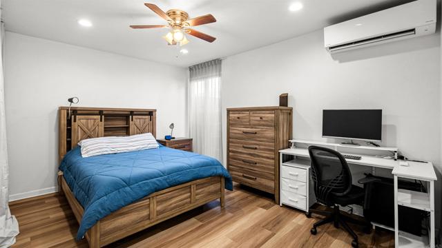 540 Oakdale Lane, El Cajon CA: https://media.crmls.org/mediaz/ea875f59-2e93-4de9-9f32-a74a8b8d764f.jpg