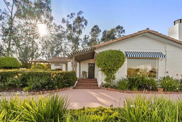 Detail Gallery Image 2 of 16 For 6416 Lago Lindo, Rancho Santa Fe,  CA 92067 - 4 Beds | 3/1 Baths