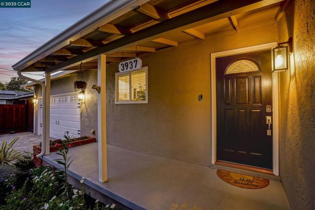 3937 Majestic Dr, Concord CA: https://media.crmls.org/mediaz/ea88ed11-4079-4732-9406-ac2186533e44.jpg