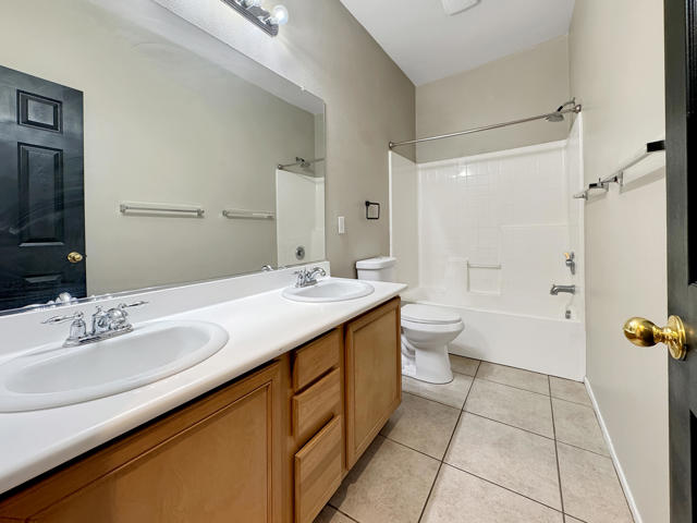80200 Catalina Drive, Indio CA: https://media.crmls.org/mediaz/ea898112-3d89-40dd-9b60-1a843eb957f1.jpg