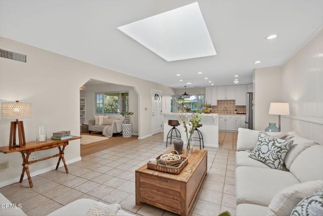 Detail Gallery Image 5 of 38 For 82 W Garden Gr, Port Hueneme,  CA 93041 - 2 Beds | 2 Baths