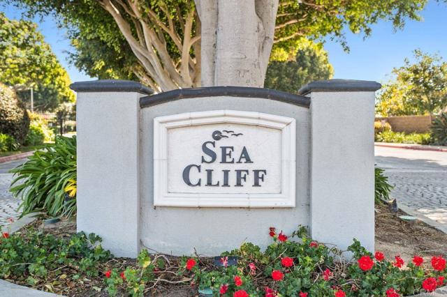 814 Okra Court, Carlsbad CA: https://media.crmls.org/mediaz/ea89c030-e3de-4e3b-9be5-fdab26d68768.jpg
