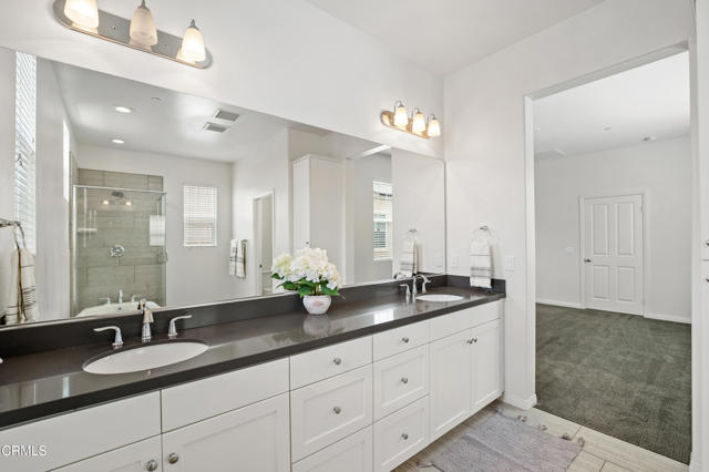 174 Stage Trail Road, Camarillo CA: https://media.crmls.org/mediaz/ea8ac207-7412-4303-98e2-3f20cb8e4520.jpg