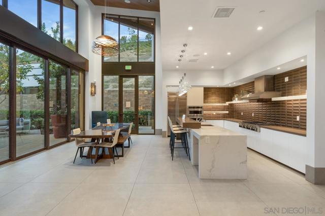 7839 Inception Way, San Diego CA: https://media.crmls.org/mediaz/ea8afb8f-645f-4c48-b204-f33512bd4f39.jpg
