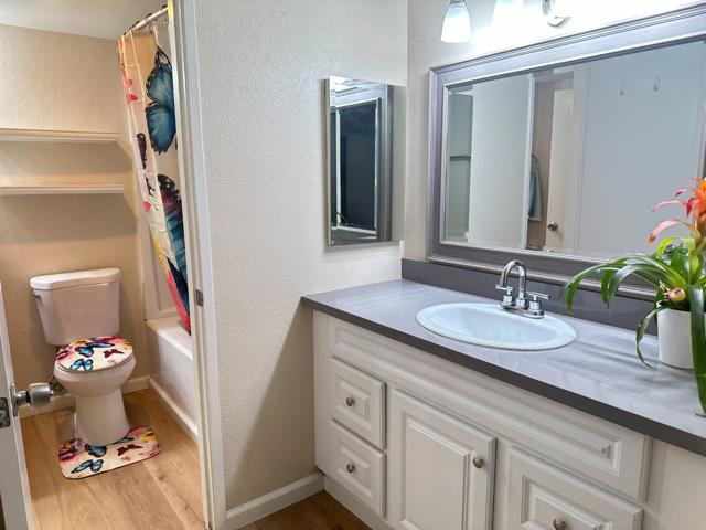 2175 Summerton Drive, San Jose CA: https://media.crmls.org/mediaz/ea8ce90e-f6c3-40af-bbcf-a4abda77ea23.jpg