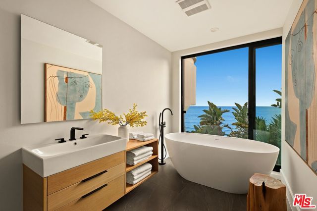 Image 7 of 15 For 17824 Castellammare Drive