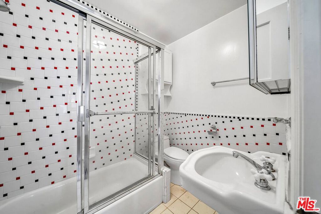 MLS #26857075 image #26