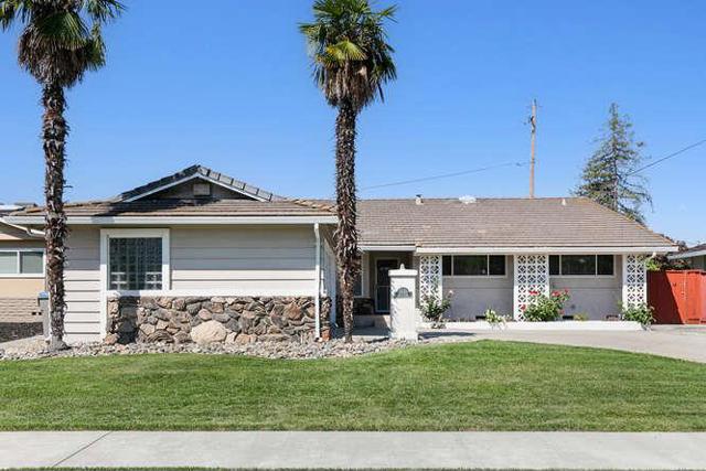 3339 Elgin Lane, San Jose CA: https://media.crmls.org/mediaz/ea8e4164-cc87-4e80-b87a-0bb956bbadc1.jpg
