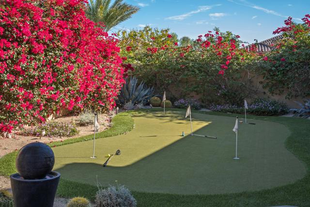 33 Via Las Flores, Rancho Mirage, CA 92270