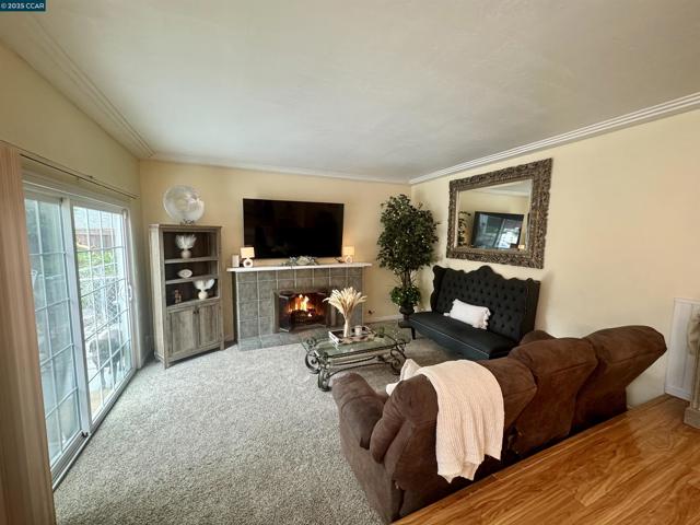 Image 19 of 46 For 2279 Saint George Dr