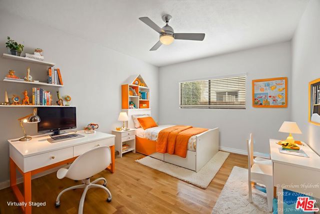 2488 N Beachwood Drive, Los Angeles CA: https://media.crmls.org/mediaz/ea91222a-0dc7-406c-9e6f-8b4eee328fd8.jpg