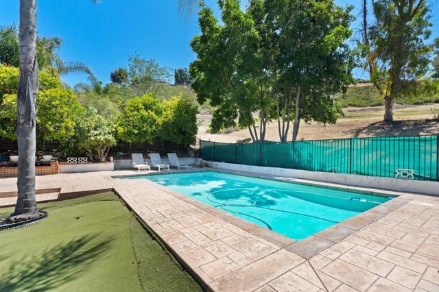 1975 Belmore Court, El Cajon CA: https://media.crmls.org/mediaz/ea9122fc-5d08-4ed1-9169-33896d30f94c.jpg