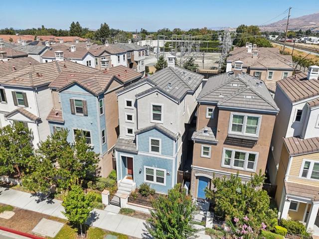 861 Garden Street, Milpitas CA: https://media.crmls.org/mediaz/ea923113-2ab5-4475-bc9d-af3ad2c6c7db.jpg