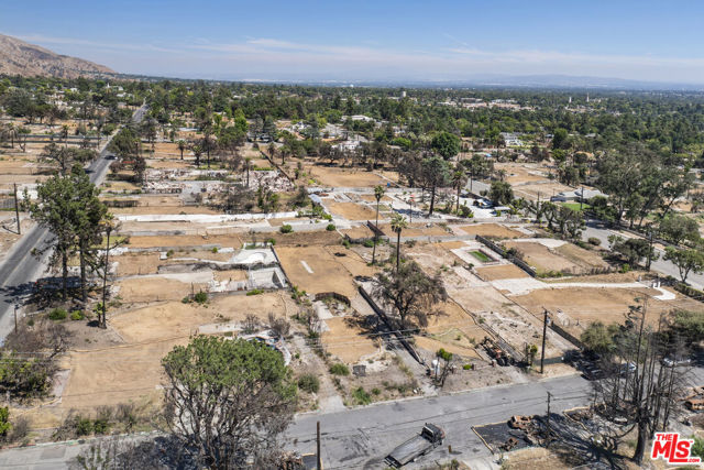 2738 Marengo Avenue, Altadena CA: https://media.crmls.org/mediaz/ea93112f-588f-4dad-b3d3-fb77a3e2bfd2.jpg
