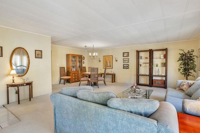 177 Quail Hallow Drive, San Jose CA: https://media.crmls.org/mediaz/ea938ef8-6f7a-47c9-b5a0-638a7090d2be.jpg