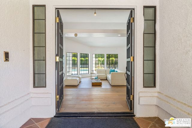 38262 W Maracaibo Circle, Palm Springs CA: https://media.crmls.org/mediaz/ea93ec4a-65f5-4153-a04b-a1da1a497e0b.jpg