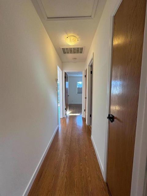 1533 Hawes Court, Redwood City CA: https://media.crmls.org/mediaz/ea94342b-8e1b-434c-92e0-a65ae5f60251.jpg