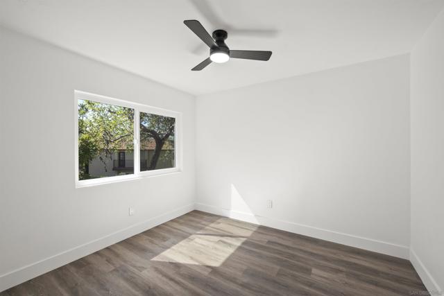 7836 Hummingbird Ln, San Diego CA: https://media.crmls.org/mediaz/ea944349-9bf6-4701-bb30-db8ca5681110.jpg