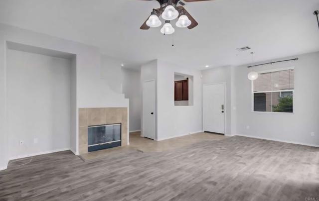 Detail Gallery Image 5 of 16 For 39161 Flamingo Bay #B,  Murrieta,  CA 92563 - 3 Beds | 2 Baths