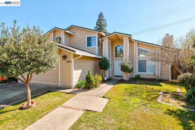 8524 Oak Harbour Ct, Fair Oaks CA: https://media.crmls.org/mediaz/ea9541cb-0a03-4332-a5db-63dca6baec81.jpg