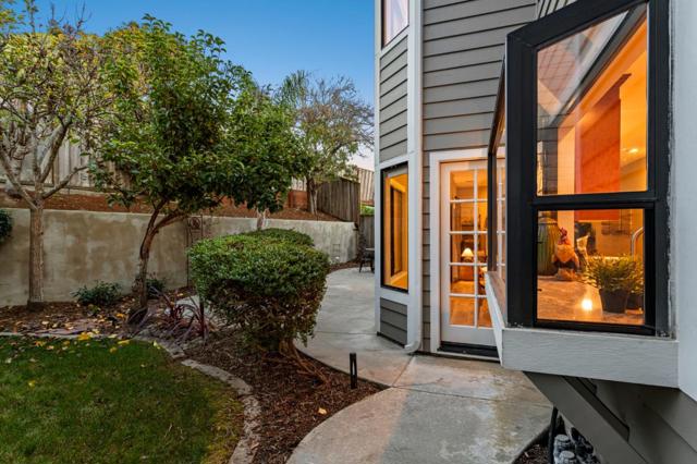 229 Marvilla Circle, Pacifica CA: https://media.crmls.org/mediaz/ea9615e0-9589-4553-90f4-b22122dbe3ce.jpg