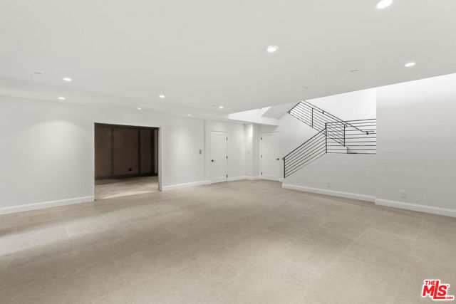 530 N Alta Vista Boulevard, Los Angeles CA: https://media.crmls.org/mediaz/ea96909f-8e0c-4fd5-9ca7-ec57a9b36d0c.jpg