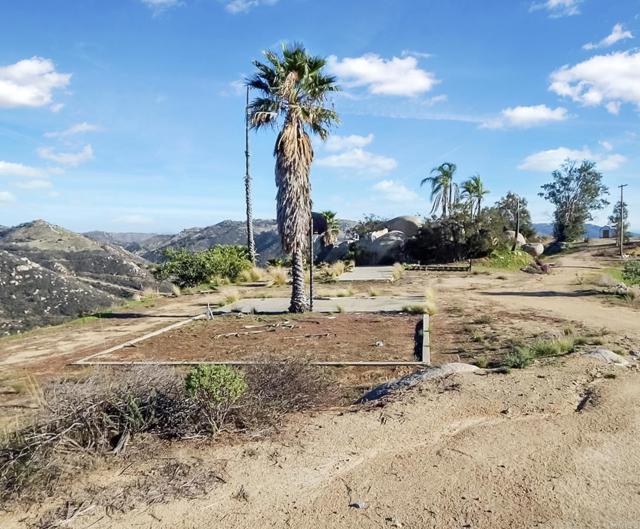 3020 Lynn Lane, San Marcos CA: https://media.crmls.org/mediaz/ea99c42d-0c72-47d7-a1c9-2b179d68d1cd.jpg