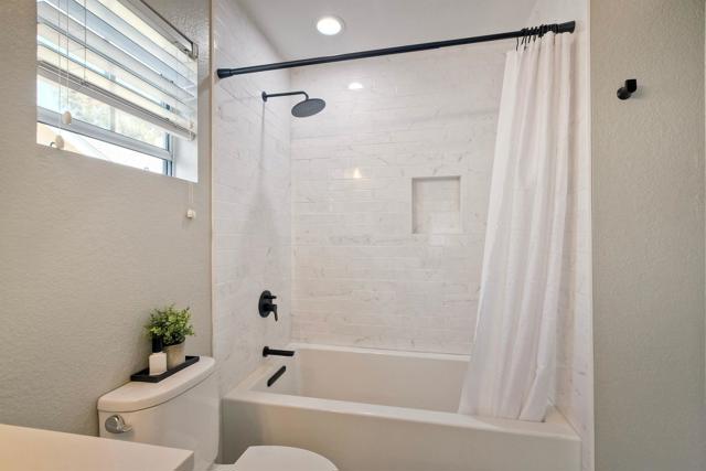9960 Scripps Vista Way, San Diego CA: https://media.crmls.org/mediaz/ea9ad089-5b00-4f4a-b073-902e433632f2.jpg