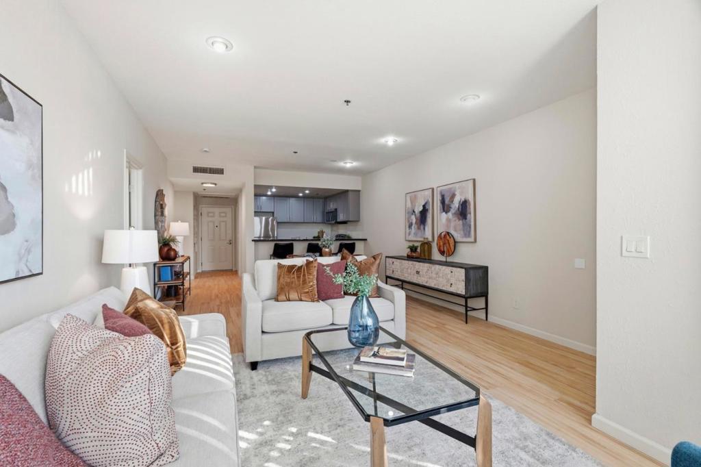 411 Park Avenue #105