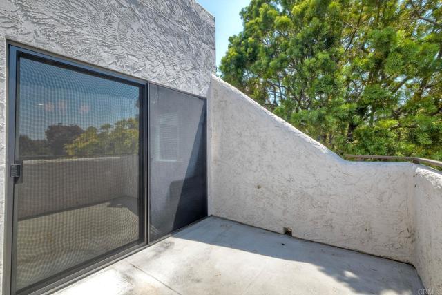 11840 Caminito Ronaldo, San Diego CA: https://media.crmls.org/mediaz/ea9bdc6c-7138-4bea-b133-a0dc28475f7d.jpg