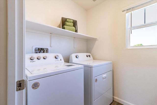 1367 Santini Avenue, Manteca CA: https://media.crmls.org/mediaz/ea9d361f-06fc-42c6-bd22-da2862000aad.jpg