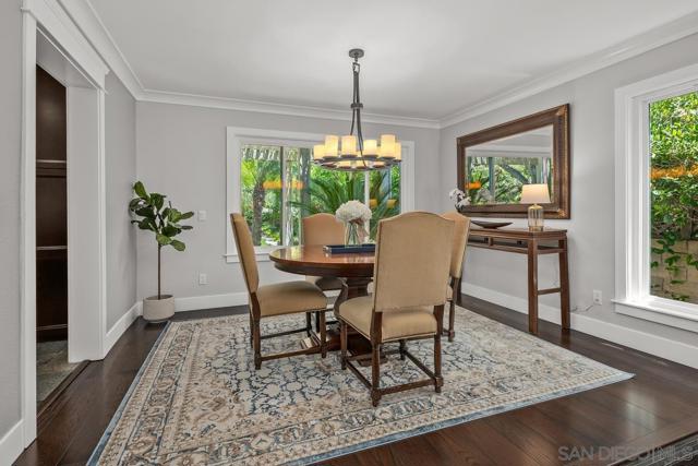 12516 Rougemont Pl, San Diego CA: https://media.crmls.org/mediaz/ea9f910c-38ea-45cb-a520-2200e8d2b4cf.jpg