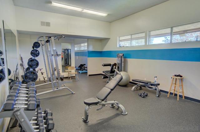 4120 Mount Acadia Blvd, San Diego CA: https://media.crmls.org/mediaz/eaa0181c-c3d0-49dd-9007-184beef8c27e.jpg