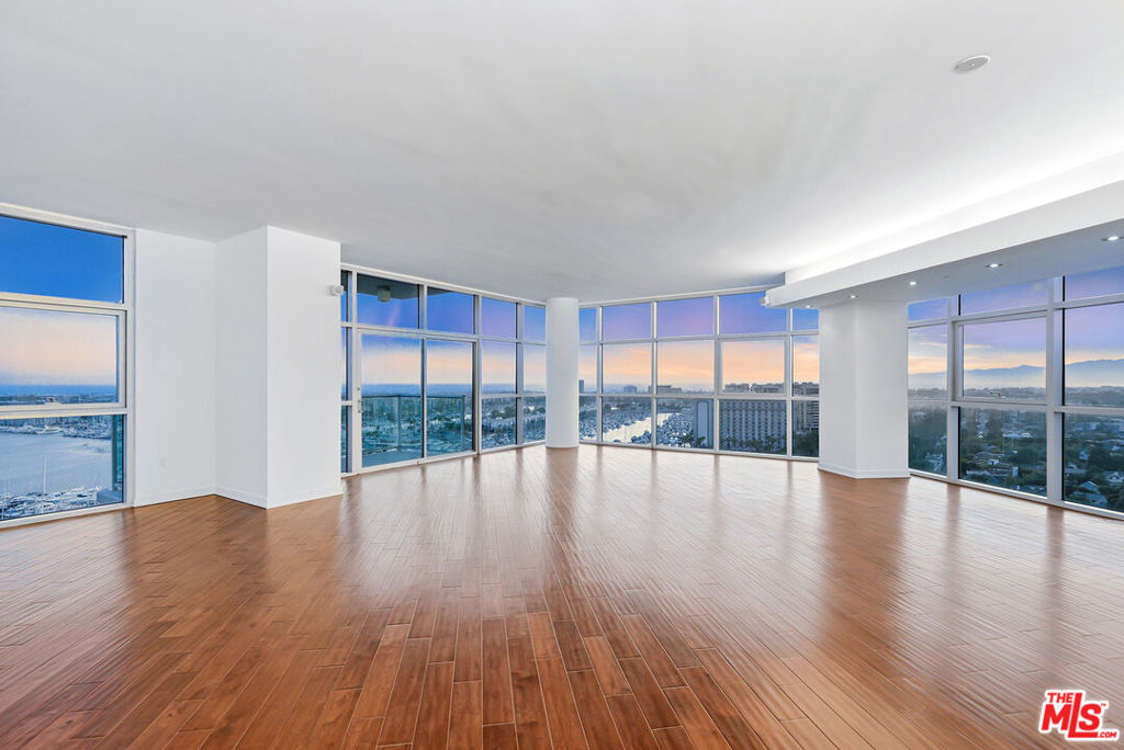 13700 Marina Pointe Drive Unit 1903