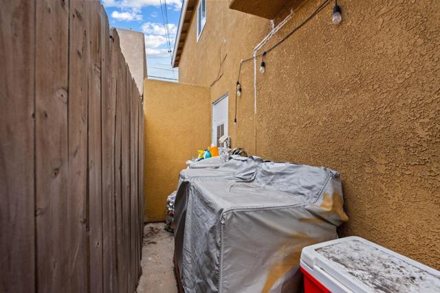 4239 35Th Street, San Diego CA: https://media.crmls.org/mediaz/eaa127dd-29db-40e4-ab90-f30f8e71aafb.jpg