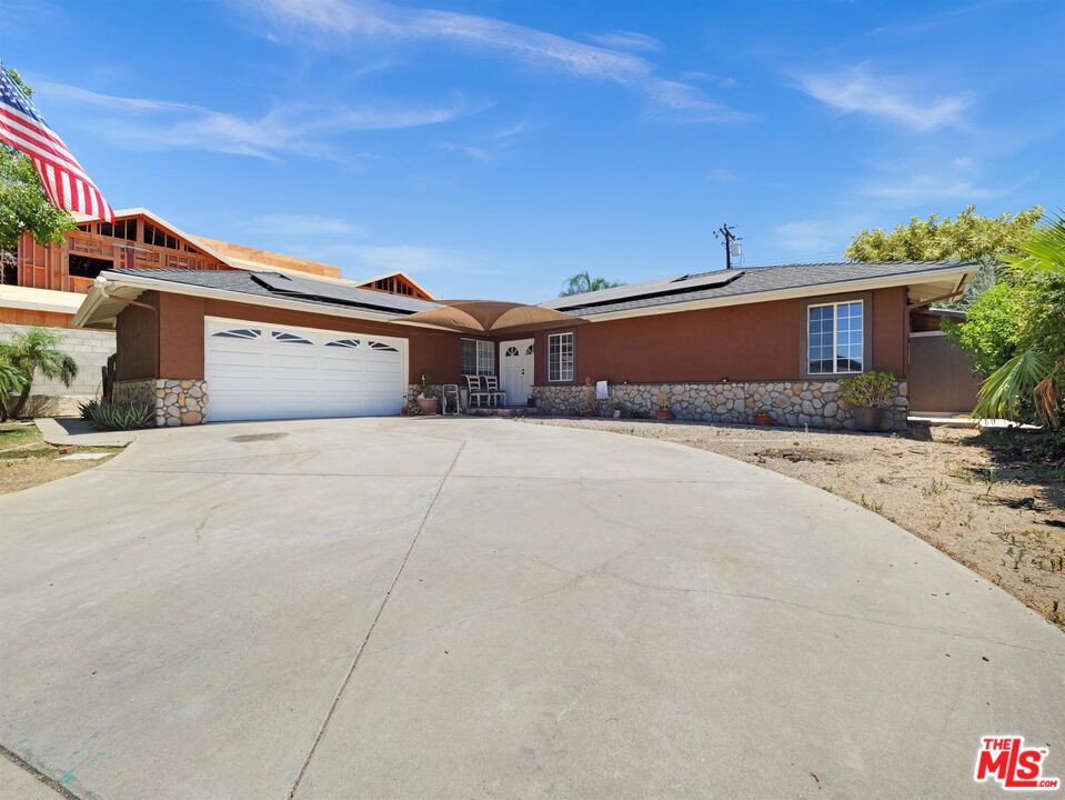 630 N Darwood Avenue