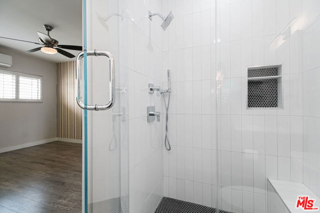 1233 N Laurel Avenue, West Hollywood CA: https://media.crmls.org/mediaz/eaa21efc-d7ab-47ed-99d2-d8a14d9aa055.jpg