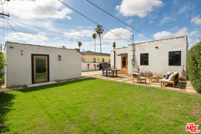 3928 S Bronson Avenue, Los Angeles CA: https://media.crmls.org/mediaz/eaa25c0e-1f9d-431c-a0cb-e029d732b600.jpg