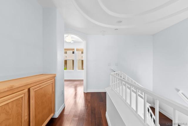 301 W G St, San Diego CA: https://media.crmls.org/mediaz/eaa2e50e-f64f-4b1c-86a8-18787b5264b3.jpg