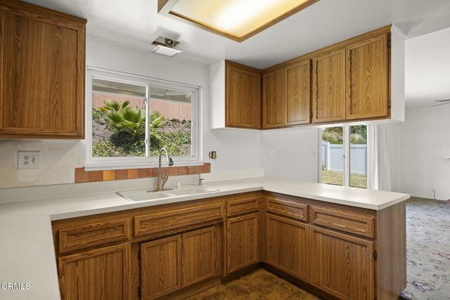 Detail Gallery Image 11 of 37 For 205 Bluefield Ave, Newbury Park,  CA 91320 - 3 Beds | 2/1 Baths