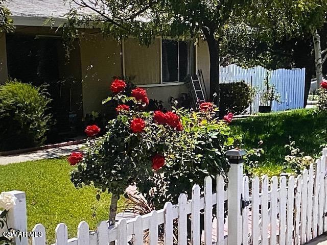 5808 Greenview Road, Calabasas CA: https://media.crmls.org/mediaz/eaa487d1-3c7a-4b41-abc6-430eddbe51a7.jpg