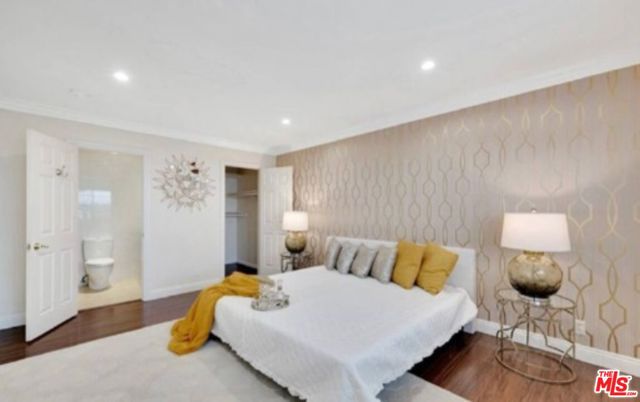 5340 Wilkinson Avenue, Valley Village CA: https://media.crmls.org/mediaz/eaa4e52e-1b9a-463b-bf88-82200a109f0f.jpg